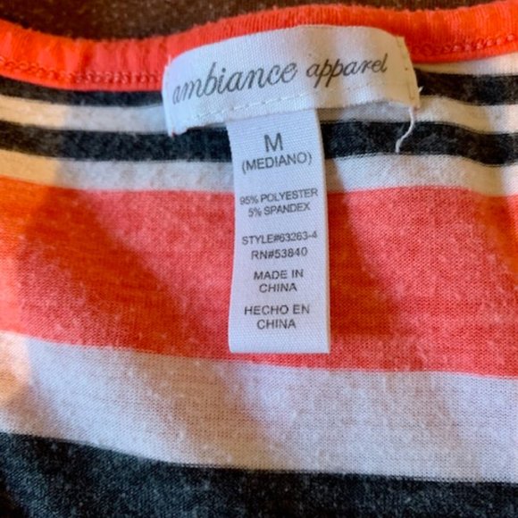 ⭐️3/$30! Maxi dress Size M - Picture 4 of 5